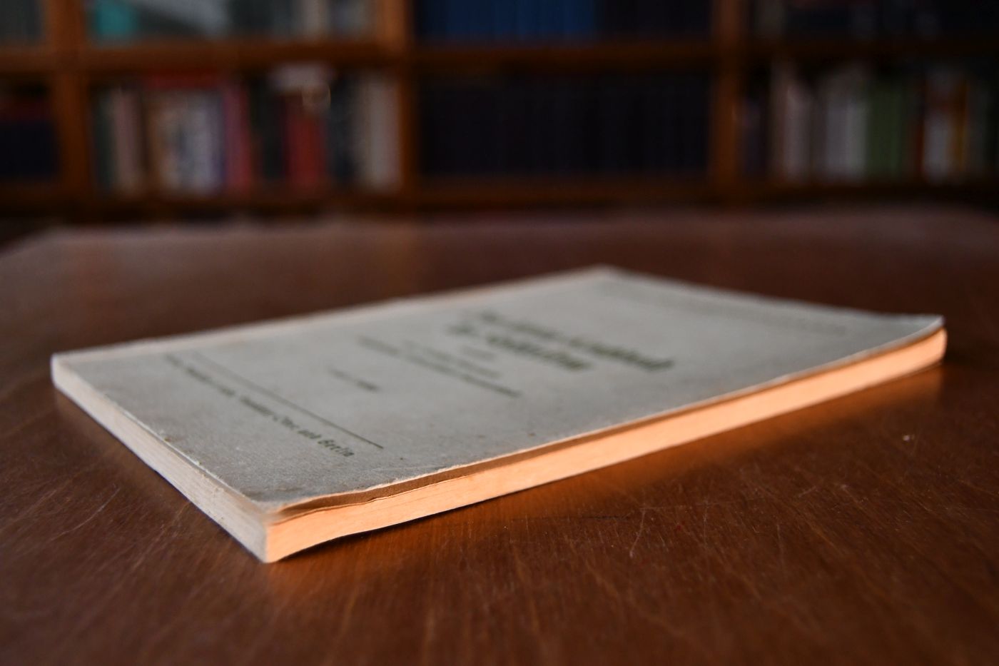 Das kleine Kochbuch der Siedlerfrau. Frischeverwertung der Erzeugnisse aus Garten und Kleintierhof bearbeitet vom Deutschen Frauenwerk Hauptabteilung Volkswirtschaft-Hauswirtschaft.