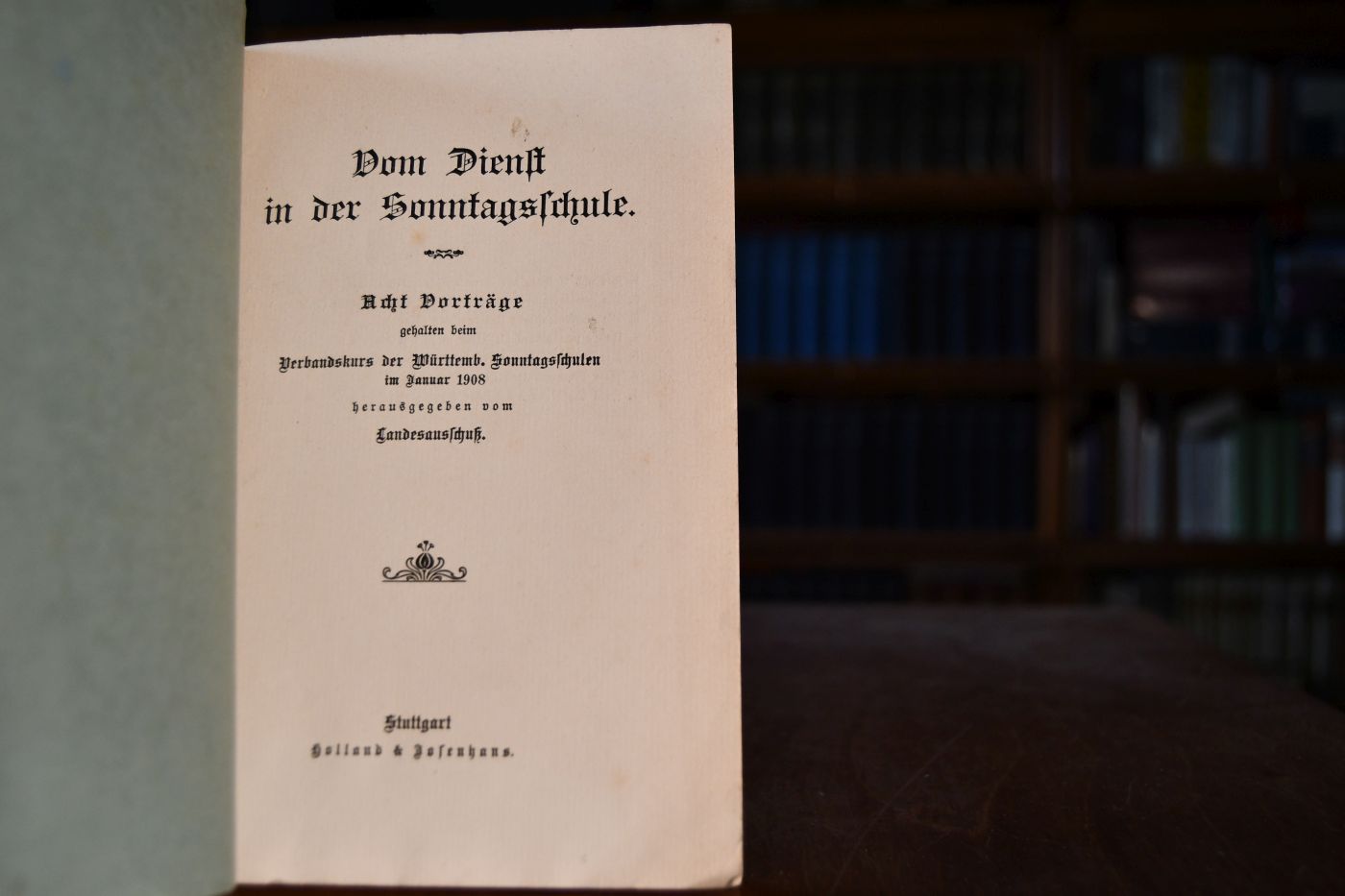 Vom Dienst in der Sonntagsschule. Acht Vorträge gehalten beim Verbandskurs der Württemb. Sonntagsschulen im Januar 1908 herausgegeben vom Landesausschuß.