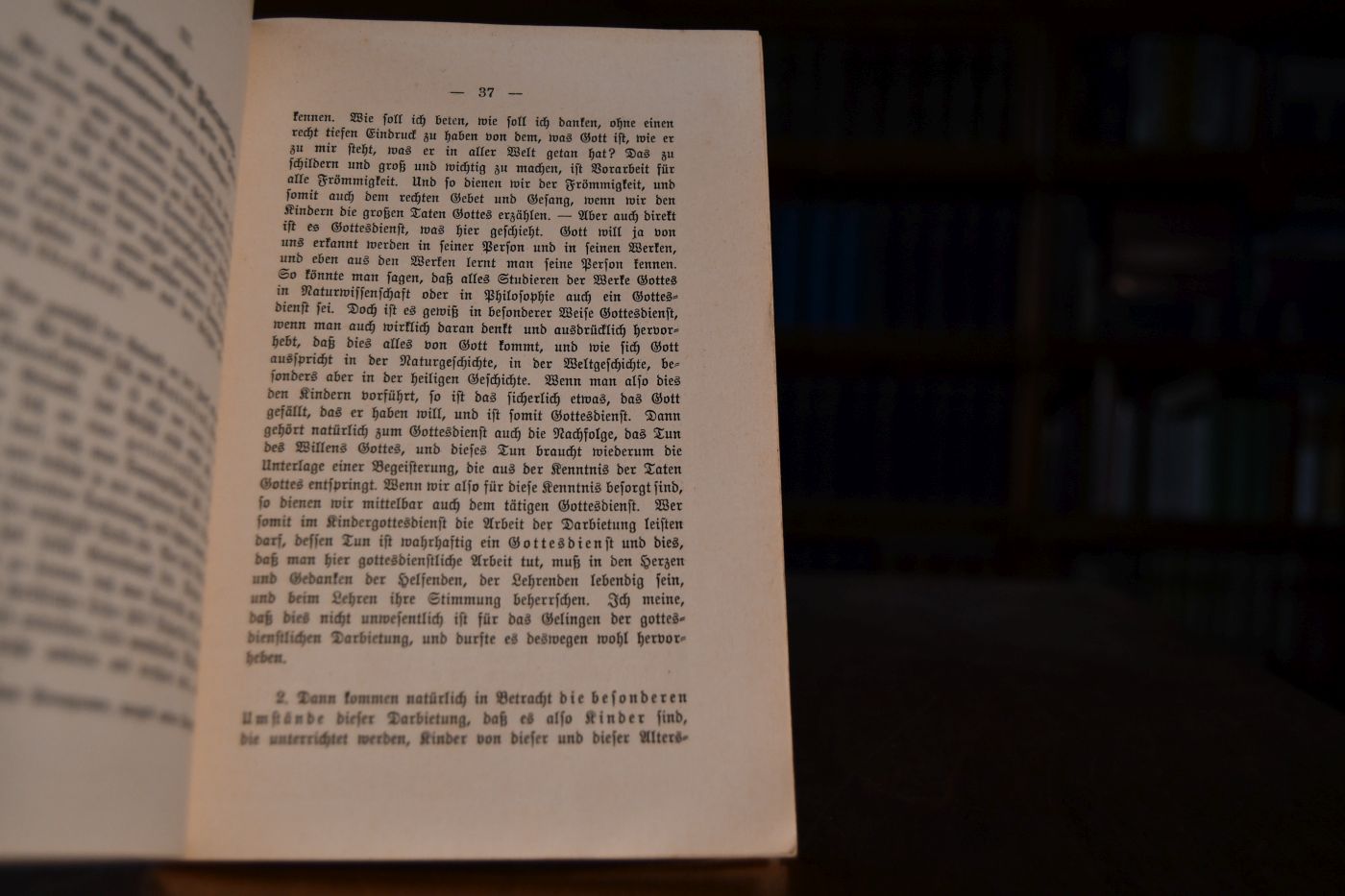Vom Dienst in der Sonntagsschule. Acht Vorträge gehalten beim Verbandskurs der Württemb. Sonntagsschulen im Januar 1908 herausgegeben vom Landesausschuß.