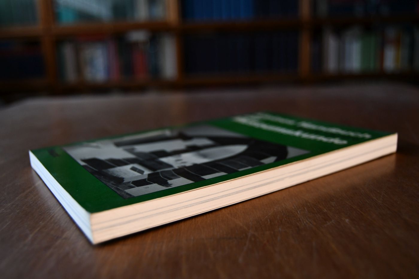 Kleines Handbuch der Museumskunde.