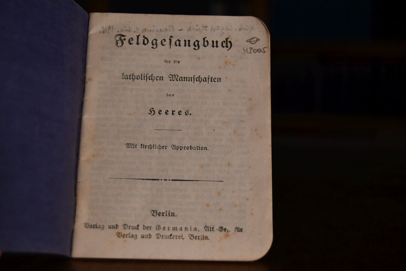 Feldgesangbuch für die katholischen Mannschaften des Heeres.