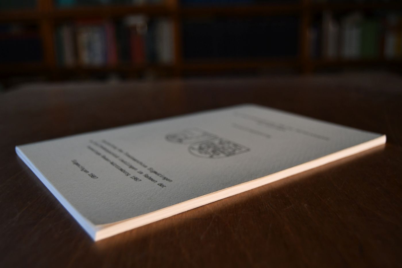 Die Stauffenbergarchive und die Ortsgeschichte von Lautlingen. Ausstellung des Staatsarchivs Sigmaringen vom 9. bis 23. September 1987 im Schloß Lautlingen.