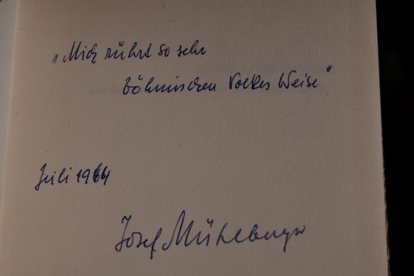 Linde und Mohn. 100 Gedichte aus 100 Jahren tschechischer Lyrik.