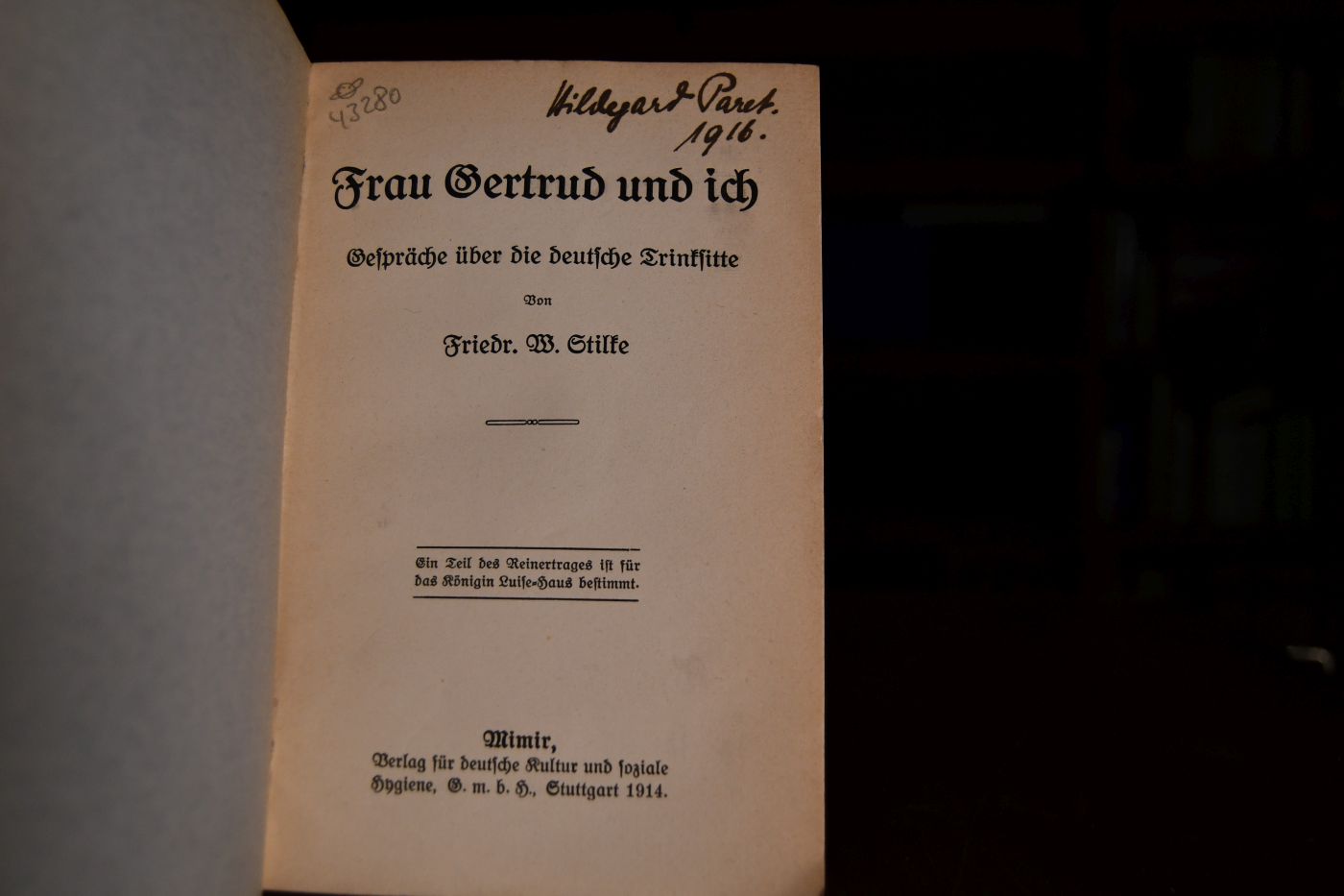 Frau Gertrud und ich. Gespräche über die deutsche Trinksitte.