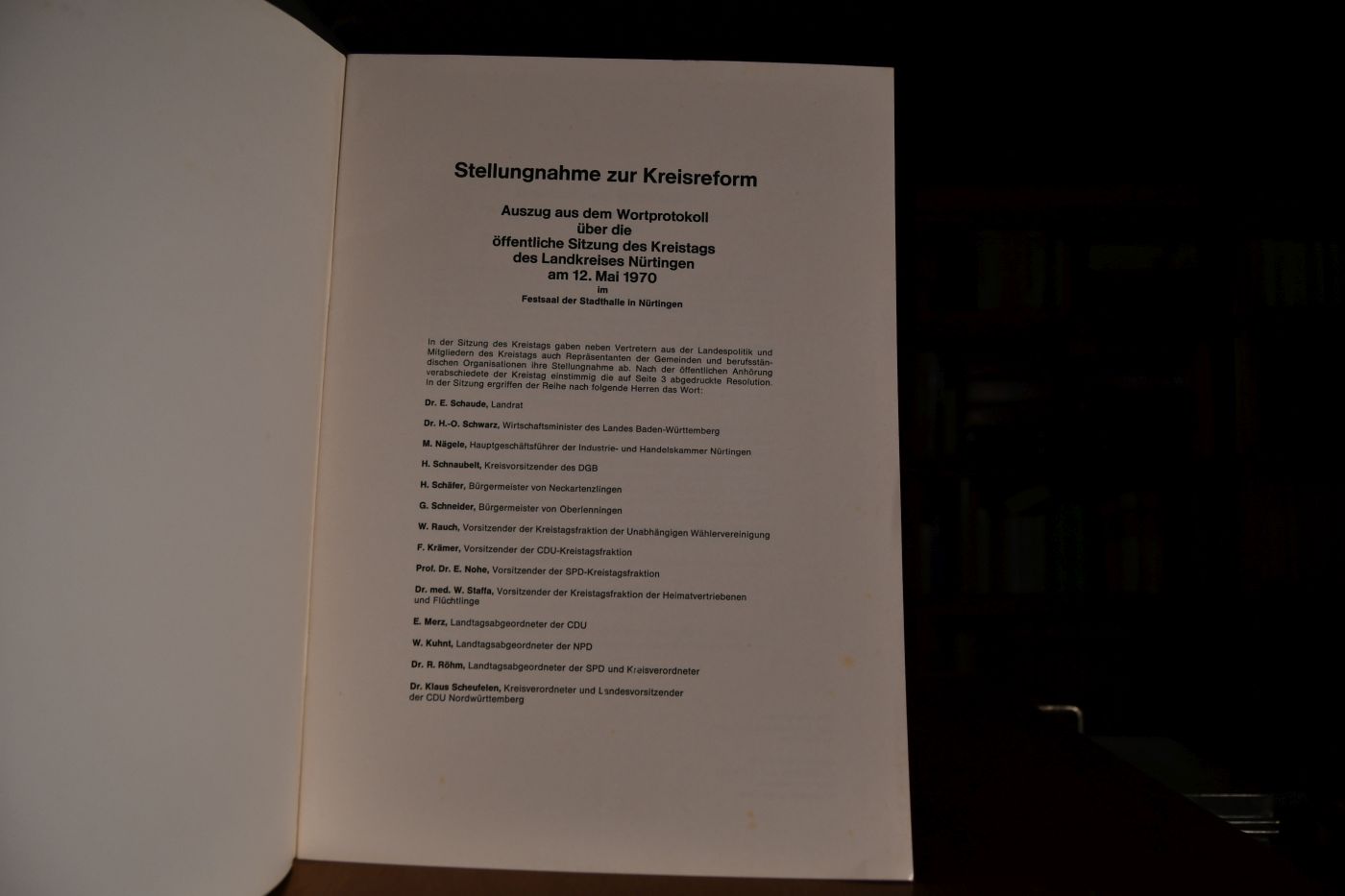 Stellungnahme zur Kreisreform. Auszug aus dem Wortprotokoll über die öffentliche Sitzung des Kreistags des Landkreises Nürtingen am 12. Mai 1970 im Festsaal der Stadthalle Nürtingen.