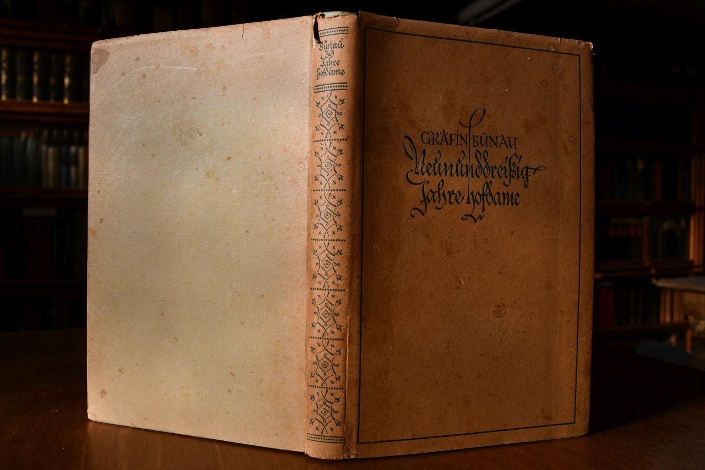 Neununddreißig Jahre Hofdame bei I.K.H. der Landgräfin von Hessen Prinzessin Anna von Preußen