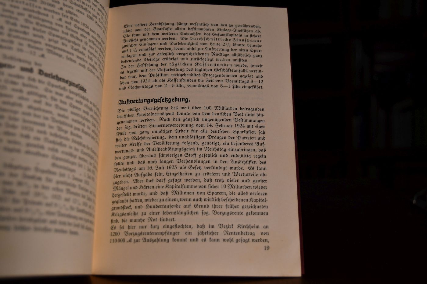 Denkschrift zum 75jährigen Bestehen der Oberamtssparkasse Kirchheim u. Teck. 1853-1928.