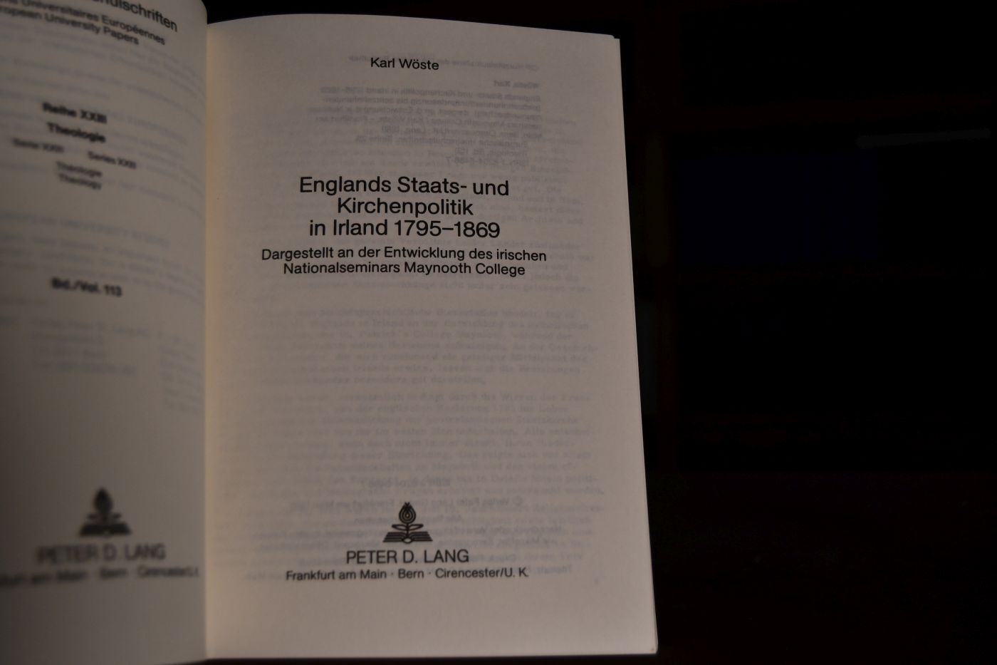 Englands Staats- und Kirchenpolitik in Irland 1795 - 1869 dargest. an d. Entwicklung d. ir. Nationalseminars Maynooth College.