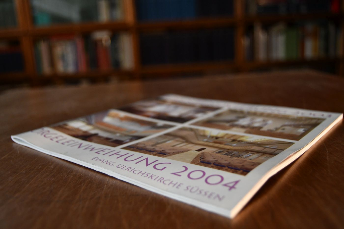 Festschrift anlässlich der Innenrenovierung 2003 und der Orgeleinweihung 2004 evangelische Ulrichskirche Süßen 8. Februar 2004.