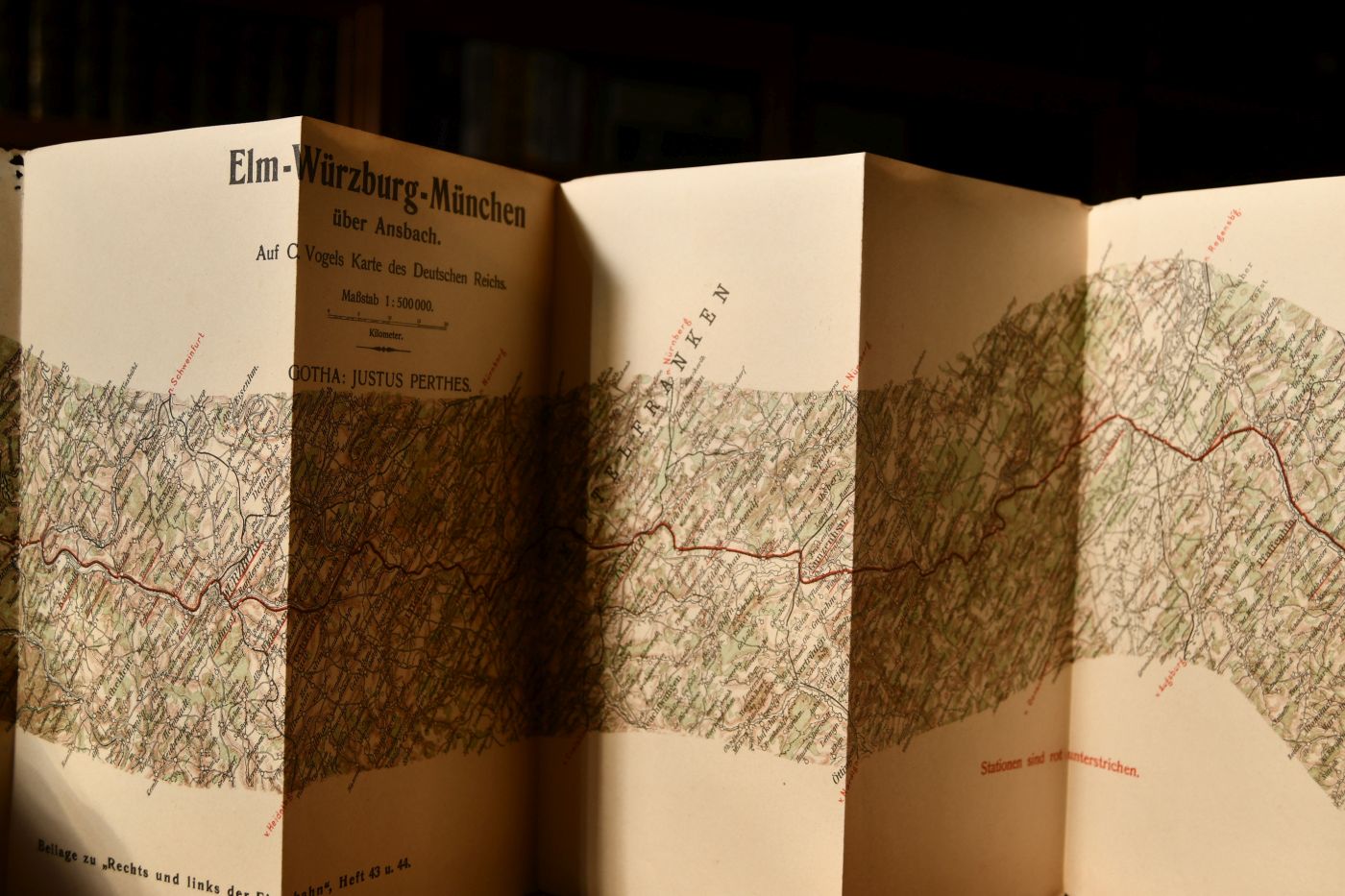 Rechts und links der Eisenbahn! Neue Führer auf den Hauptbahnen im Deutschen reiche. Heft 43 Elm-München über Würzburg-Ansbach.