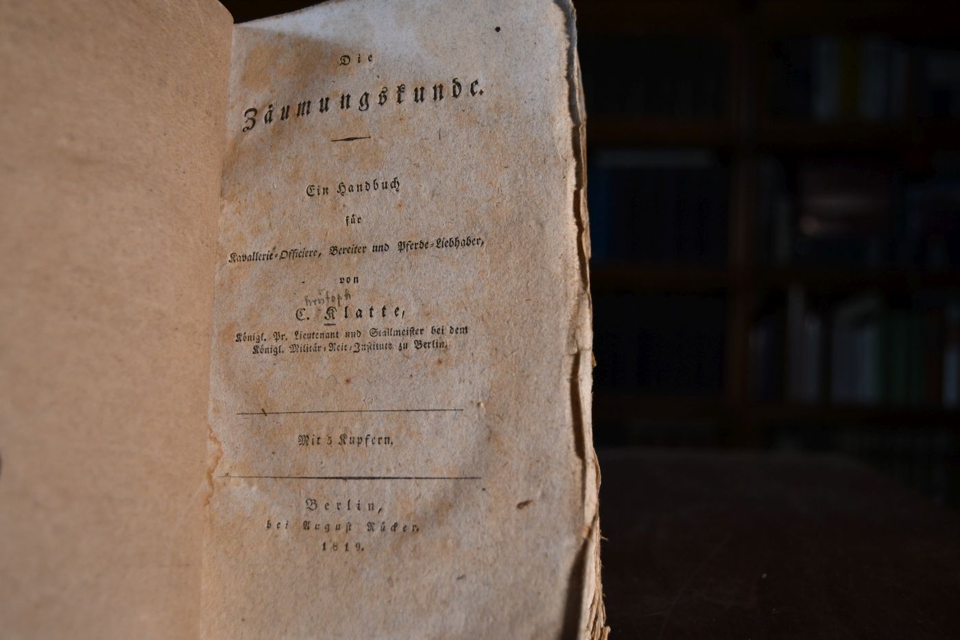 Die Zäumungskunde. Ein Handbuch für Kavallerie-Offiziers, Bereiter und Pferde-Liebhaber.