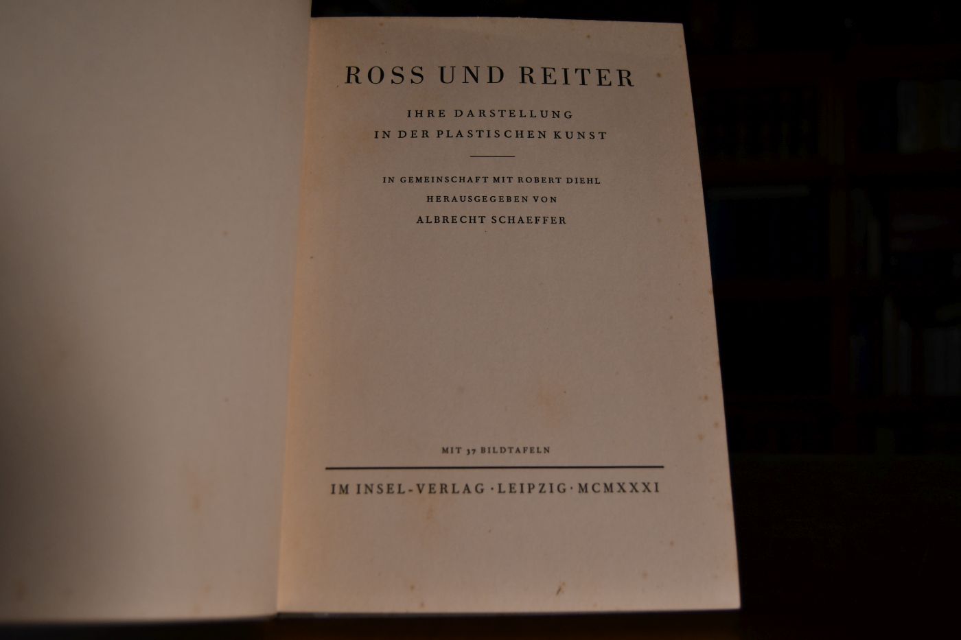 Ross und Reiter. Ihre Darstellung in der plastischen Kunst.