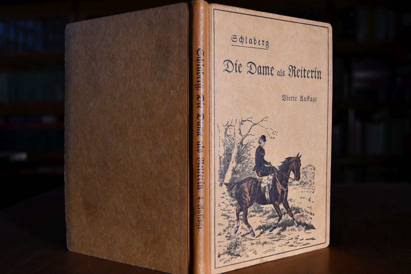Die Dame als Reiterin. Einführung der Damen in die Reitkunst mit einem Anhang über einzelne Gangarten in der Hohen Schule.
