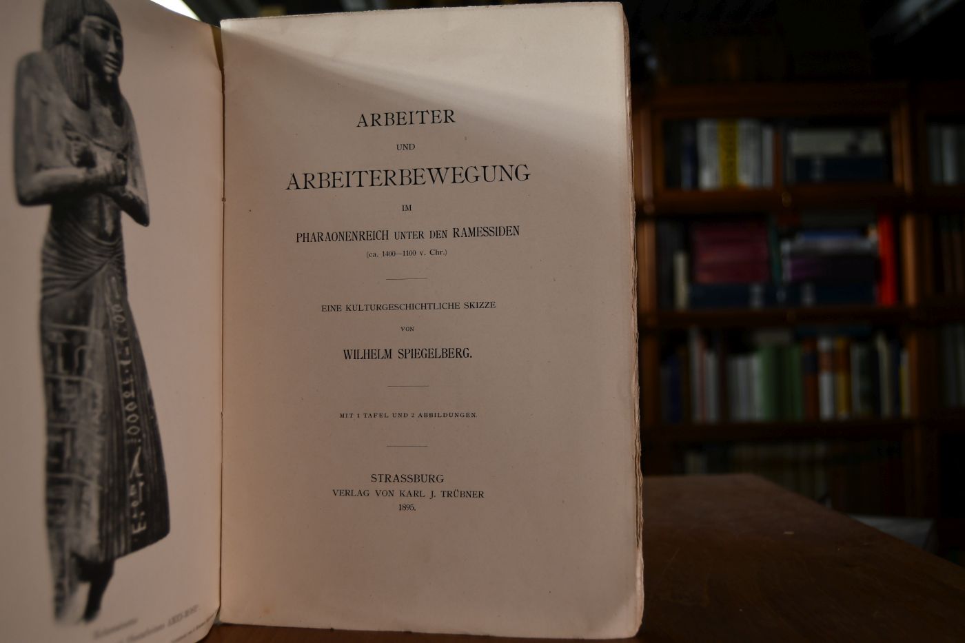 Arbeiter und Arbeiterbewegung im Pharaonenreich unter den Ramessiden (ca. 1400-1100 v. Chr.). Eine kulturgeschichtliche Skizze.