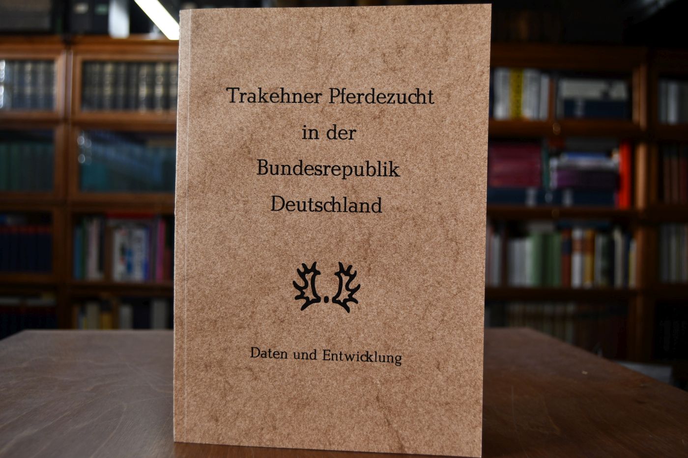 Daten und Entwicklungen der Trakehner Pferdezucht in der Bundesrepublik Deutschland. Hg. vom Verband der Züchter und Freunde des Warmblutpferdes Trakehner Abstammung e.V.