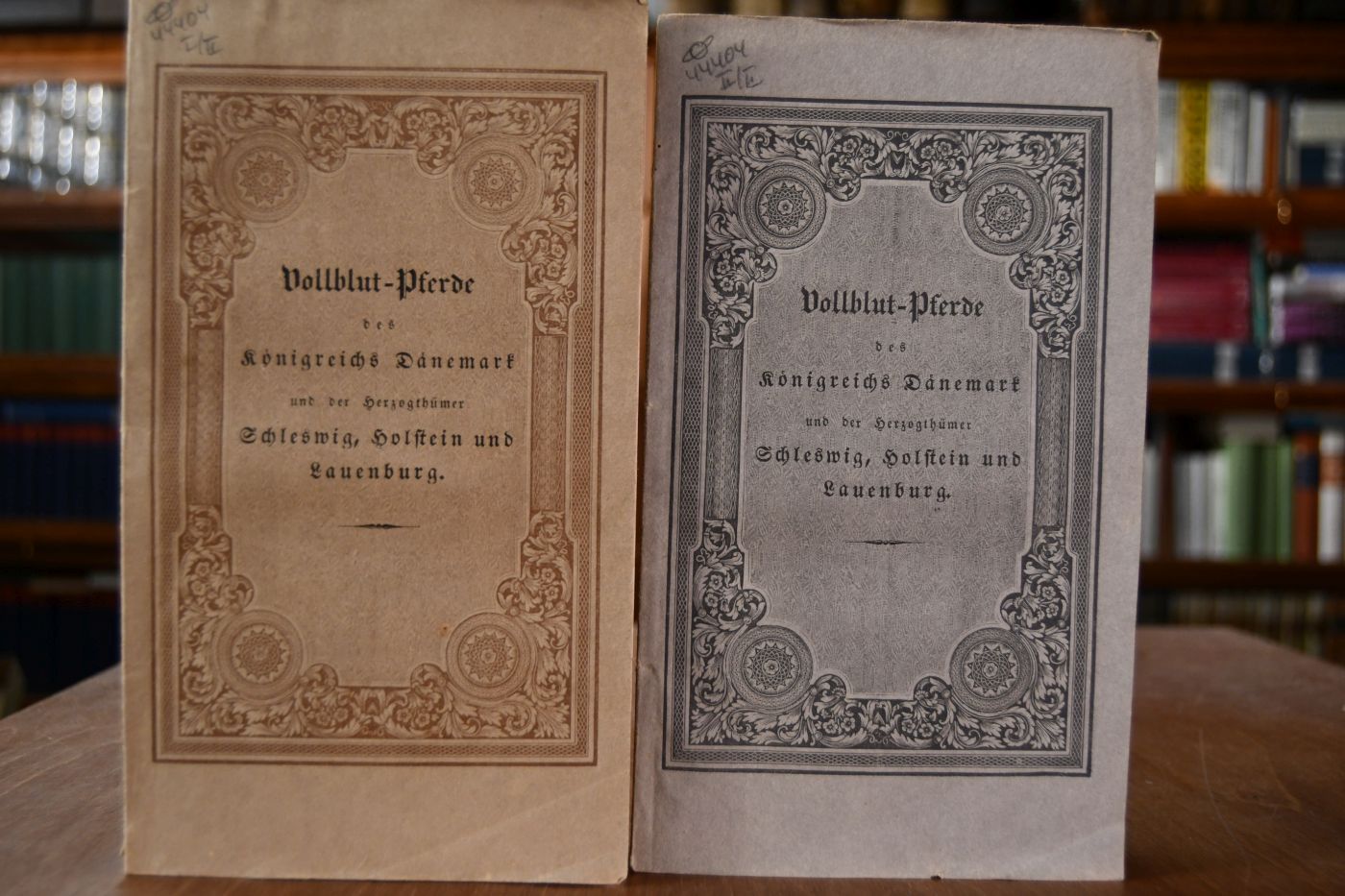 Viertes + Fünftes Verzeichniß der Vollblut-Pferde des Königreichs Dänemark und der Herzogthümer Schleswig, Holstein und Lauenburg.