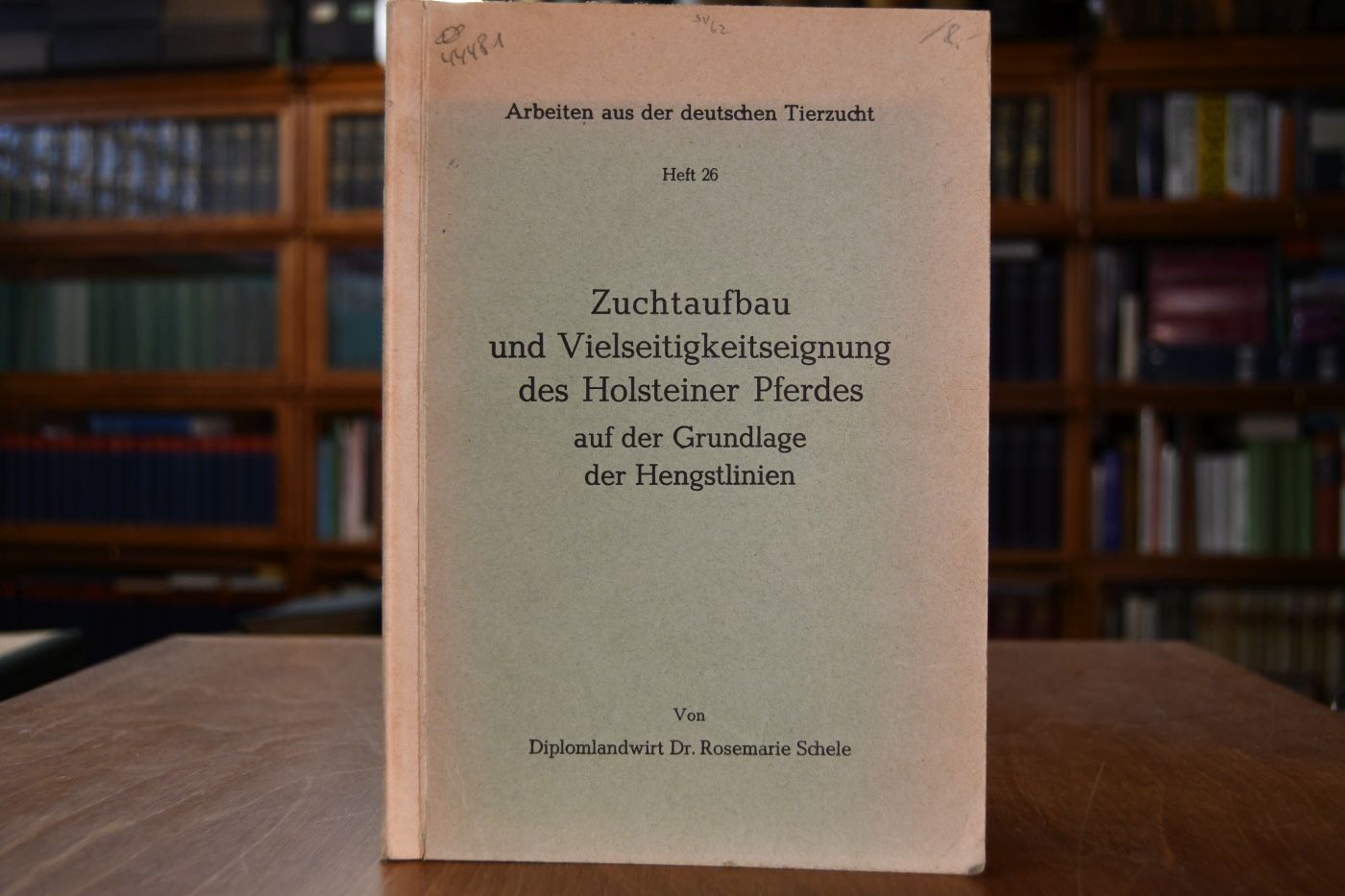 Zuchtaufbau und Vielseitigkeitseignung des Holsteiner Pferdes auf der Grundlage der Hengstlinien.