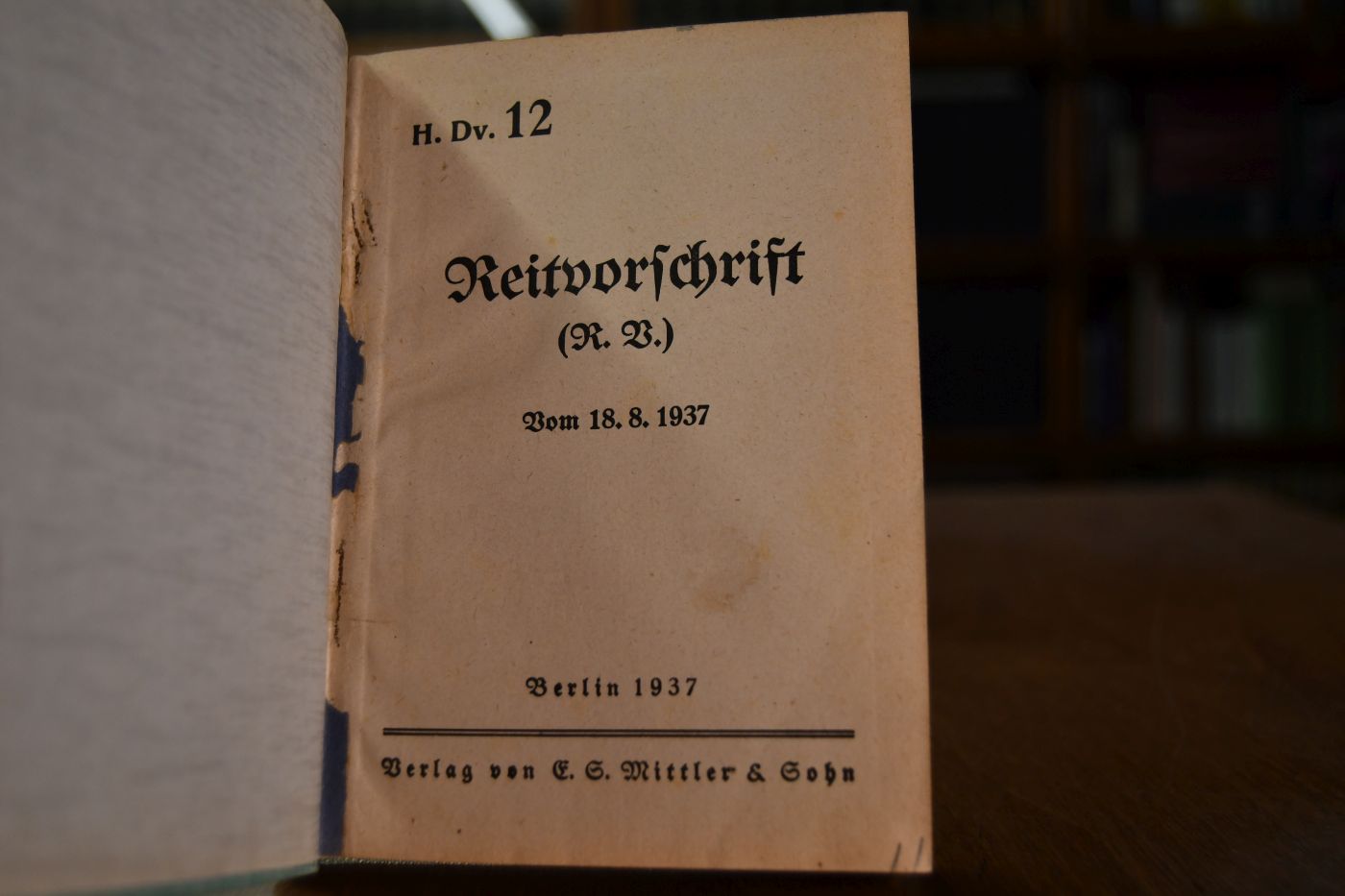 Reitvorschrift (R.V.) vom 18.8.1937. H.Dv 12.