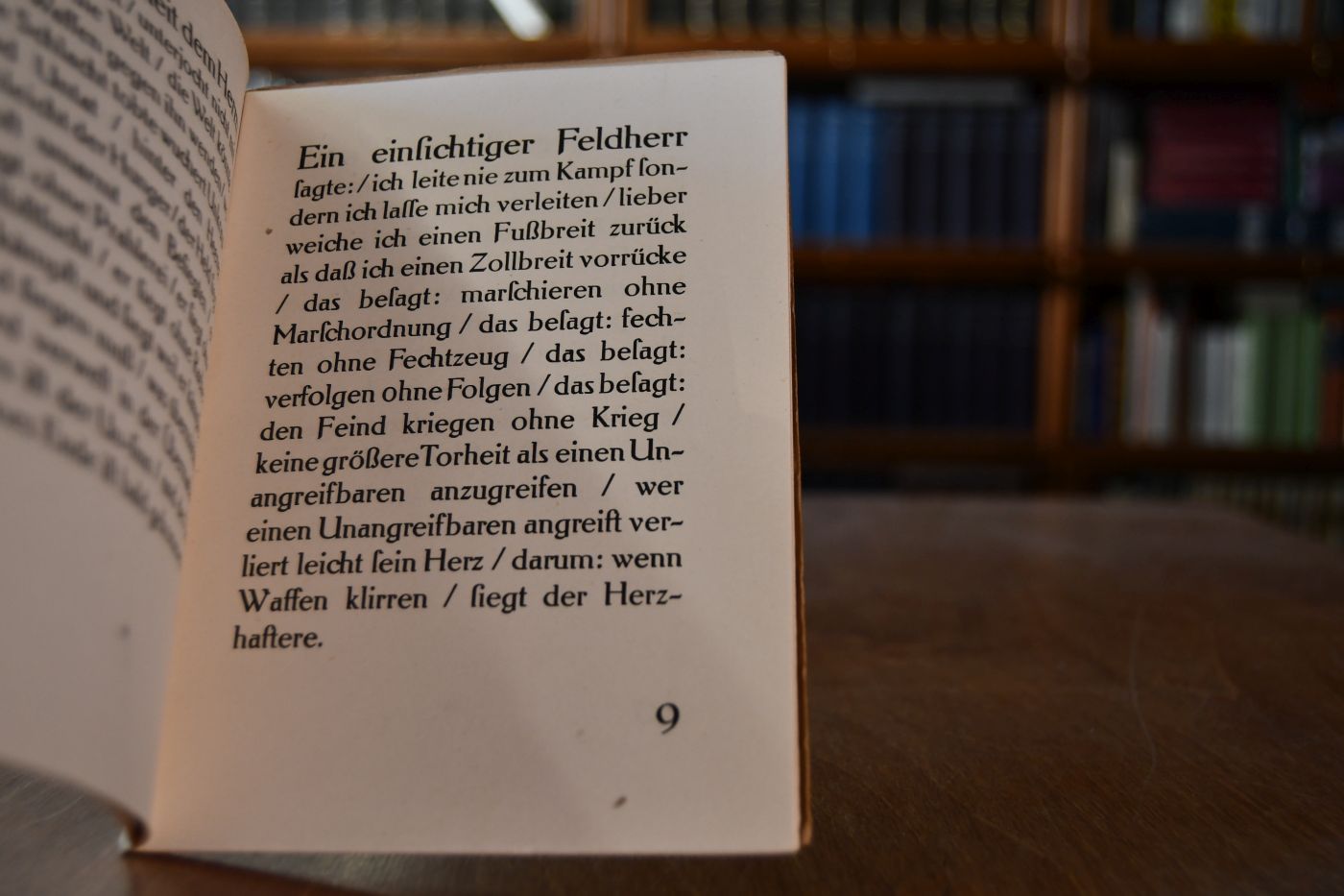 Mensch werde wesentlich! Laotse Sprüche, Deutsch von Klabund.