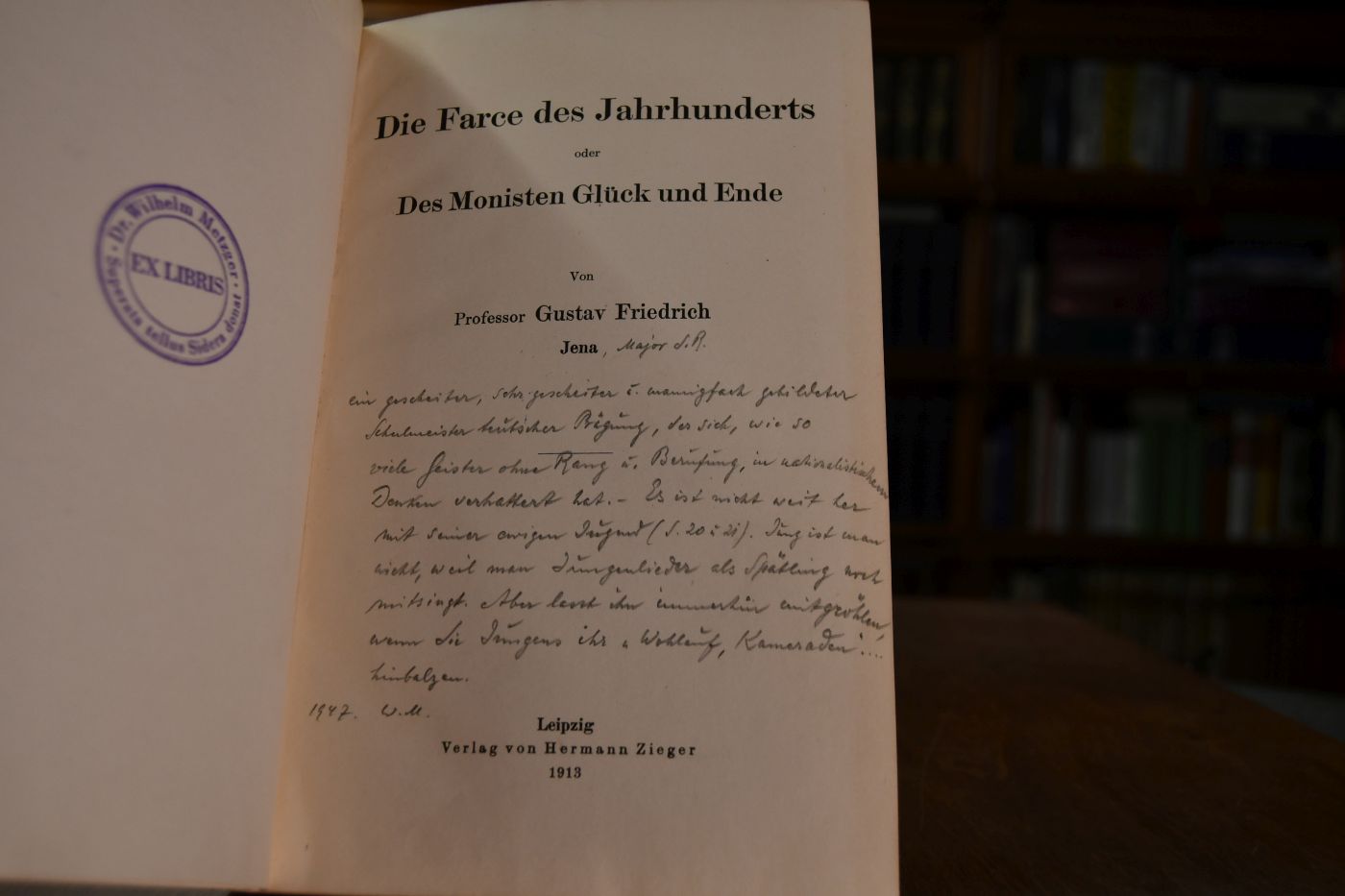 Die Farce des Jahrhunderts oder Des Monisten Glück und Ende.