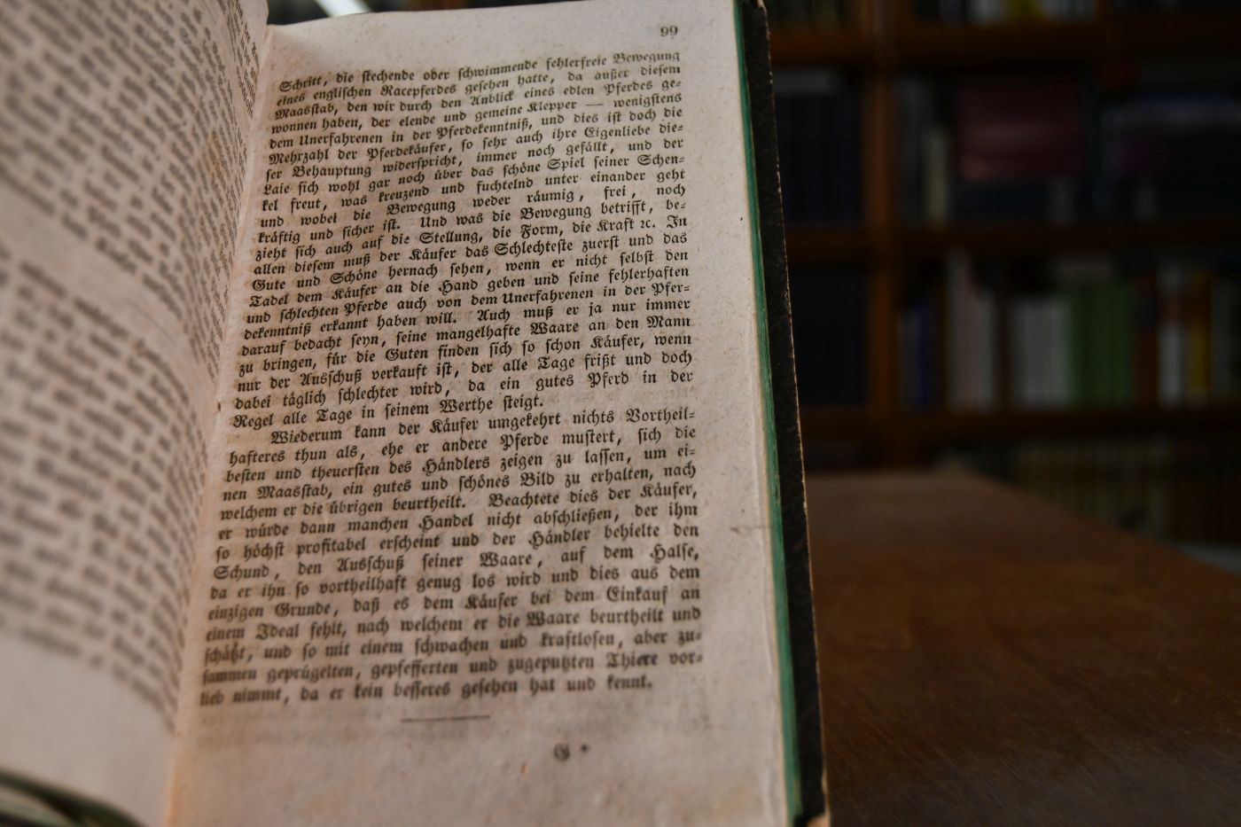 Enthüllte Geheimnisse aller Handelsvortheile und Pferde-Verschönerungskünste der Pferdehändler. Aus den Papieren des verstorbenen israelitischen Pferdehändlers Abraham Mortgens in Dessau zum Nutz und Frommen allen denen mitgetheilt, welche beim Ein- und Verkauf von Pferden mit Vortheil handeln und Schaden und Betrug vermeiden wollen. Nebst einem Anhange über die neueste, leichteste und einfachste Art des Englisirens und die für den Händler daraus erwachsenden Vortheile.