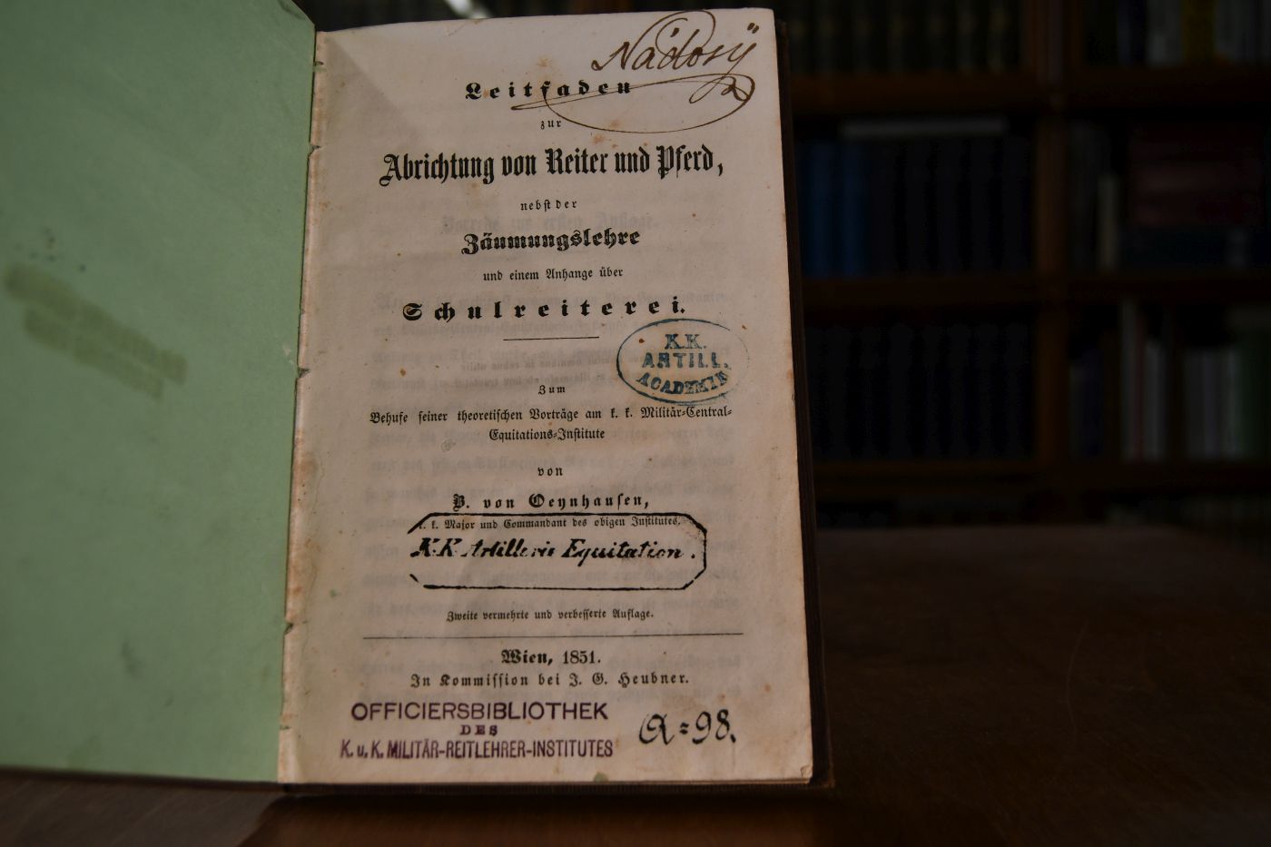 Leitfaden zur Abrichtung von Reiter und Pferd, nebst der Zäumungslehre und einem Anhange über Schulreiterei.