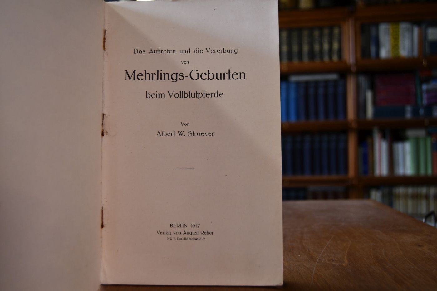 Das Auftreten und die Vererbung von Mehrlings-Geburten beim Vollblut-Pferde.