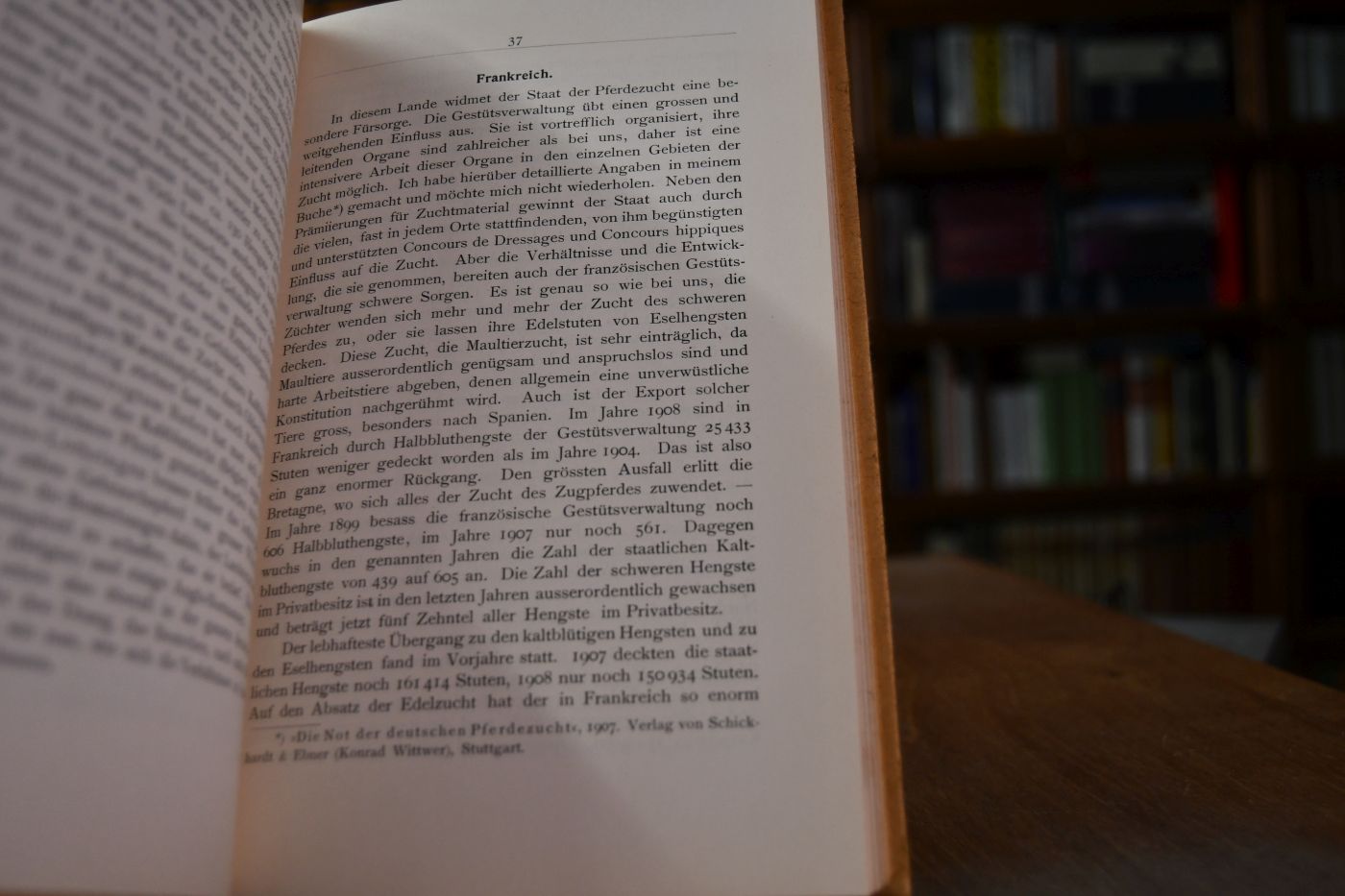 Aufgaben und Entwicklung der deutschen Landespferdezucht im Vergleich zur Landespferdezucht in Frankreich und Ungarn. Mit einem Anhang Die Zucht des Anglo-Arabers in Frankreich und die Zucht des Arabers in dem ungarischen Staatsgestüt Bábolna.