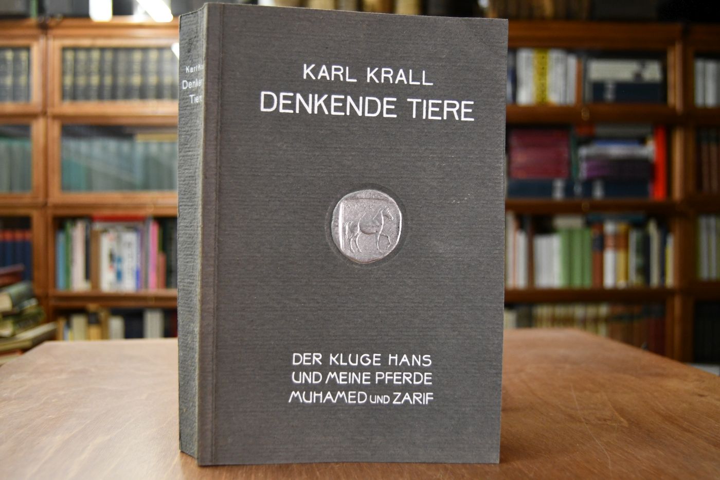 Denkende Tiere. Beiträge zur Tierseelenkunde auf Grund eigener Versuche. Der kluge Hans und meine Pferde Muhamed und Zarif.