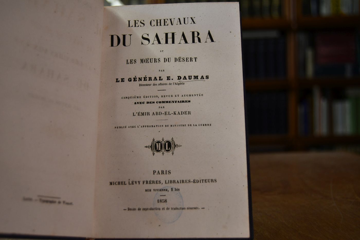 Les Chevaux du Sahara et les moeurs du Desert.