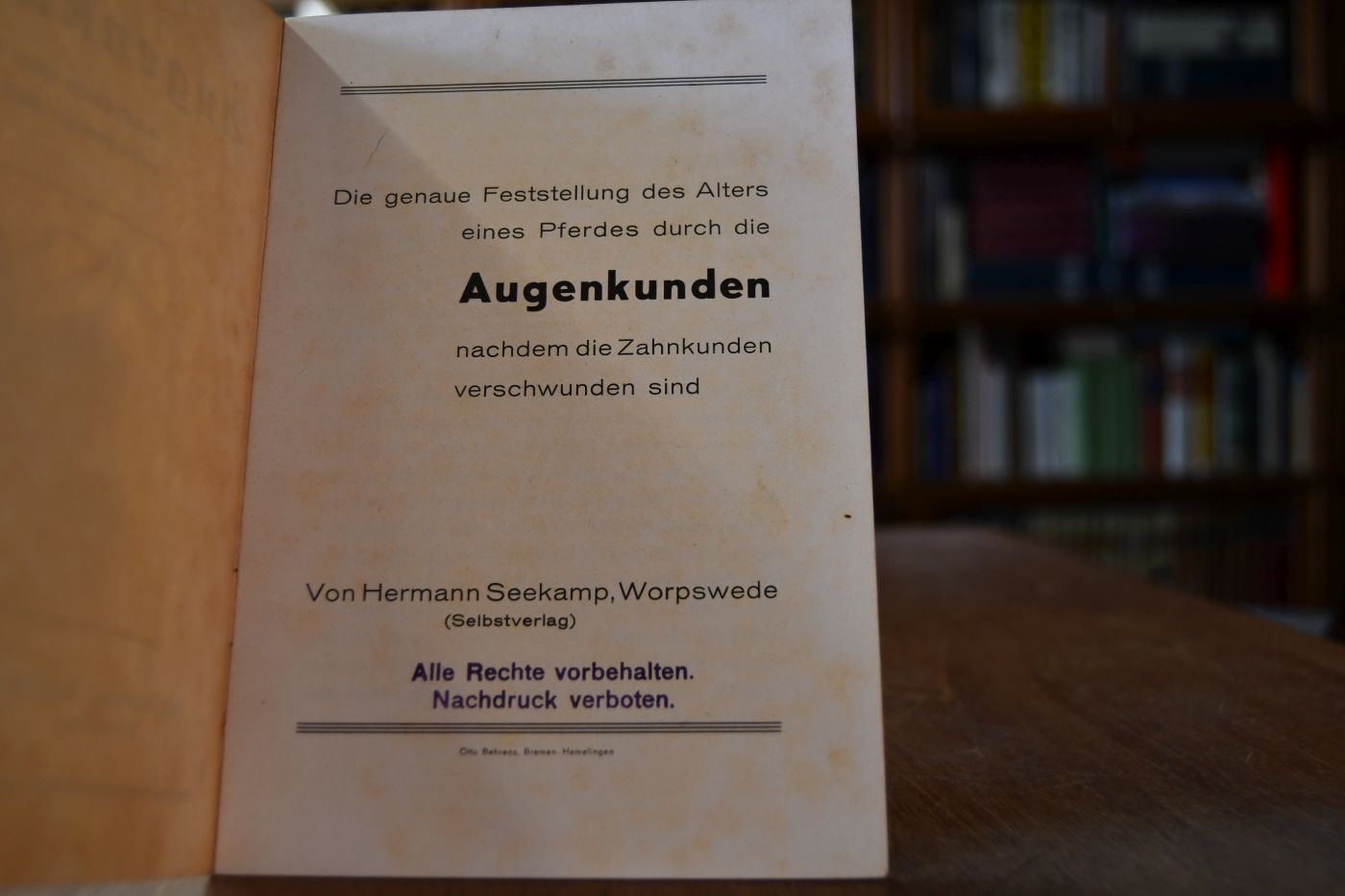 Die genaue Feststellung des Alters eines Pferdes durch die Augenkunde nachdem die Zahnkunden verschwunden sind.