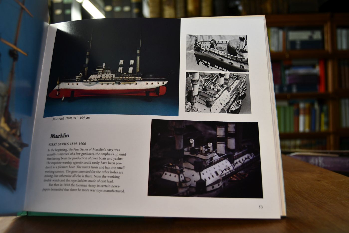 Toy Boats 1870-1955. A Pictoral History.