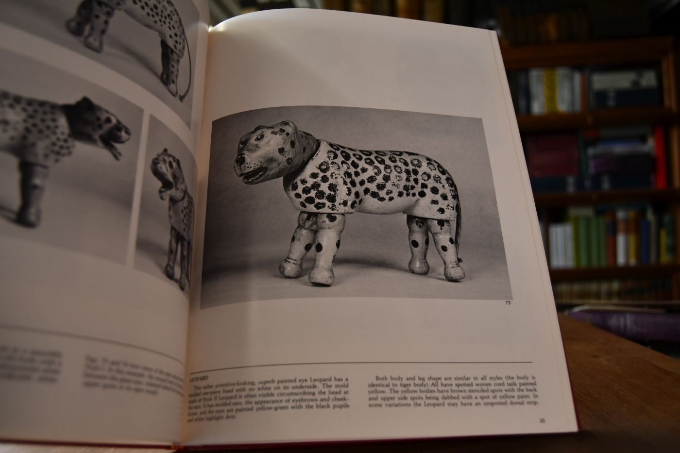 Schoenhut`s Humpty Dumpty Circus from A to Z.