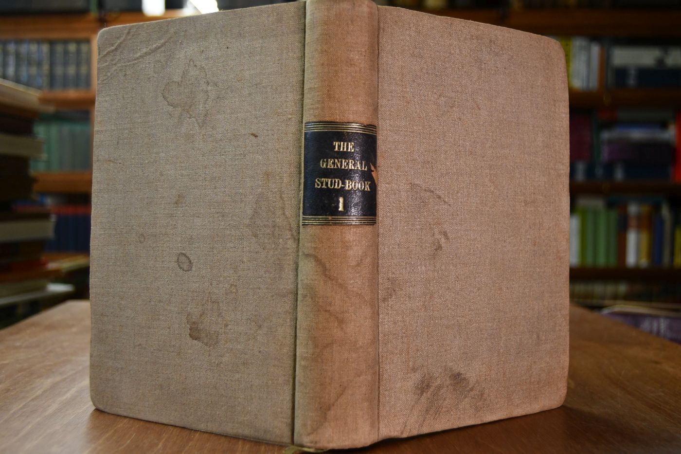 The General Stud-Book contains Pedigrees of Race Horses, From the earliest Accounts to the Year 1826, inclusive. Vol. I (von III).