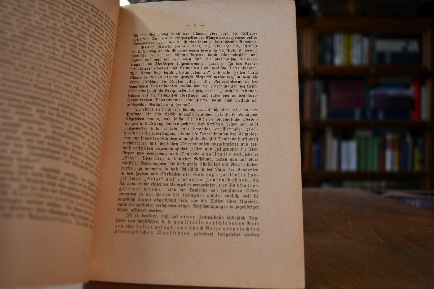 Die erworbenen Eigenschaften und das Vererbungsproblem. Eine züchtungsbiologische und naturphilosophische Studie.
