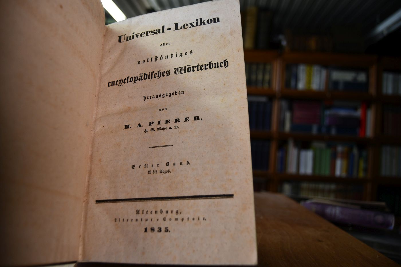 Universal-Lexikon oder vollständiges encyclopädisches Wörterbuch. 1.-26. Band und 6 Supplement-Bände.