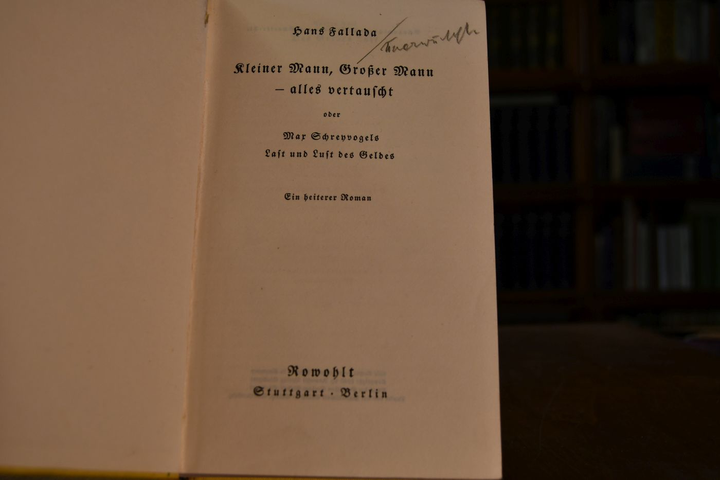 Kleiner Mann, großer Mann. Alles vertauscht oder Max Schreyvogels Last und Lust des Geldes. Ein heiterer Roman.