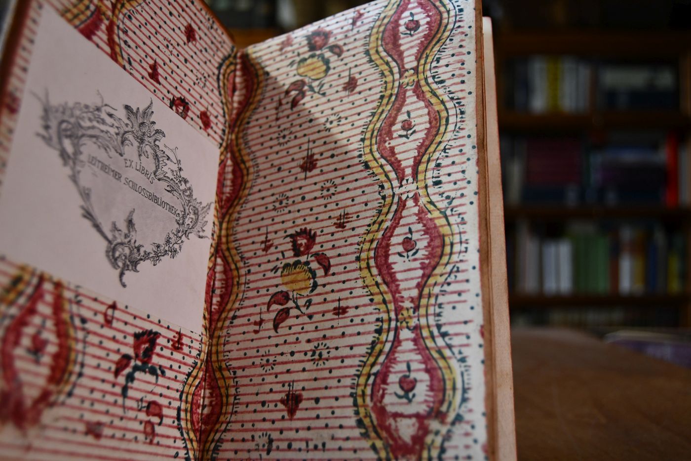 Dictionnaire raisonne d`hippiatrique, Cavalerie, Manege et Marechalerie. Tome premier A-H.