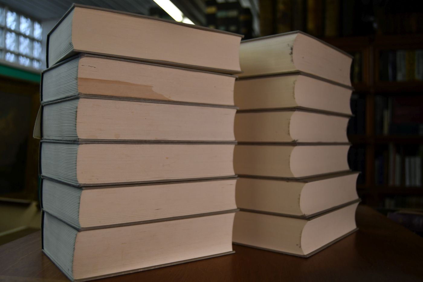 Der Babylonische Talmud. Nach der ersten zensurfreien Ausgabe unter Berücksichtigung der neueren Ausgaben und handschriftlichen Materials ins Deutsche übersetzt. Band I - XII.
