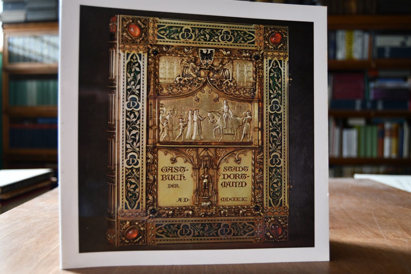 Rudolf Mayer. Medaillen und Metallarbeiten der Jahrhundertwende.