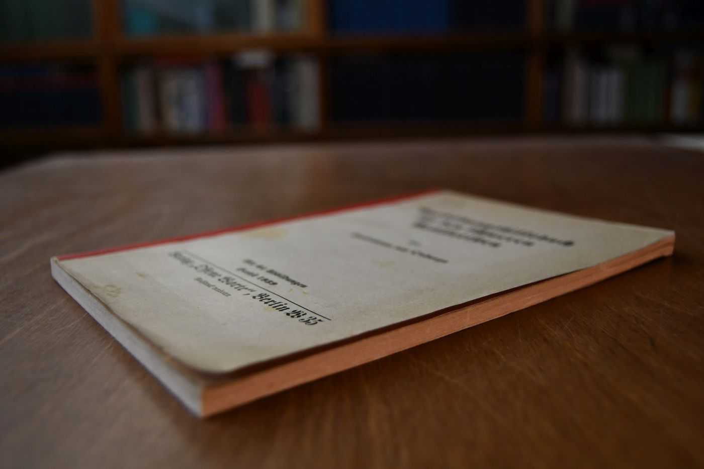 Ausbildungshilfsbuch für den schweren Artilleristen.