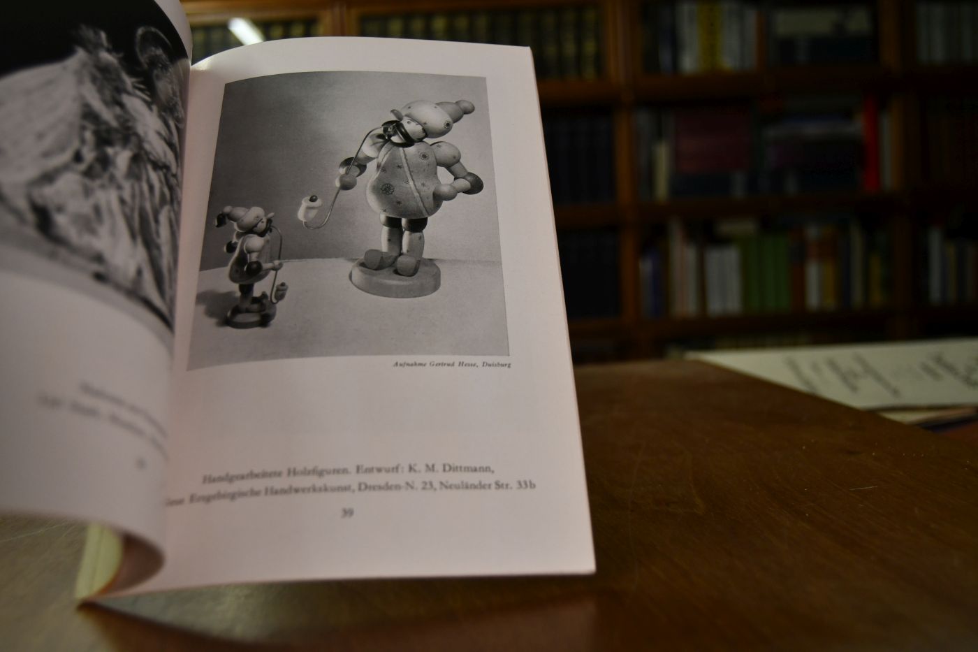 Deutsches Kunsthandwerk im Bild 1938. Grassimuseum zu Leipzig, Frühjahrsmesse.