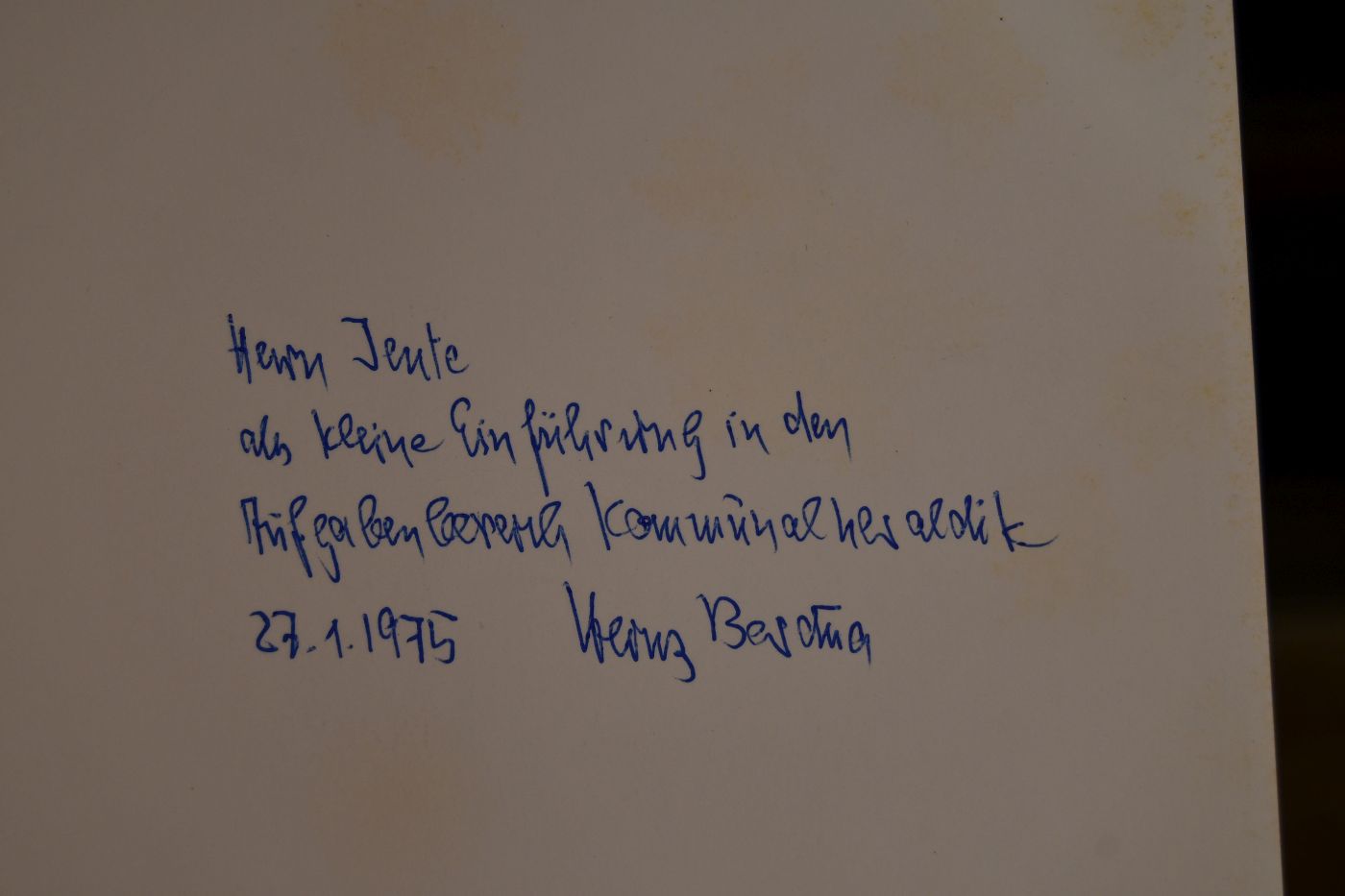 Stuttgarter Wappen. Wappenführung und heraldische Traditionen der Stadt und ihrer Vororte.