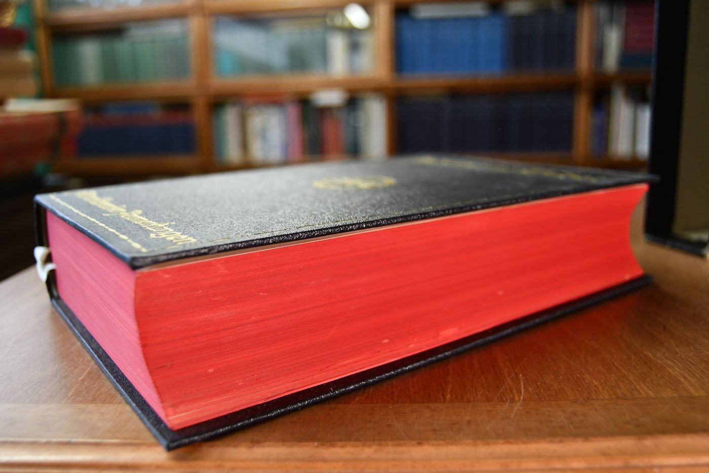 Stuttgarter Jubiläumsbibel. Die Heilige Schrift des Alten und Neuen Testaments nach der deutschen Übersetzung D. Martin Luthers. Mit erklärenden Anmerkungen.