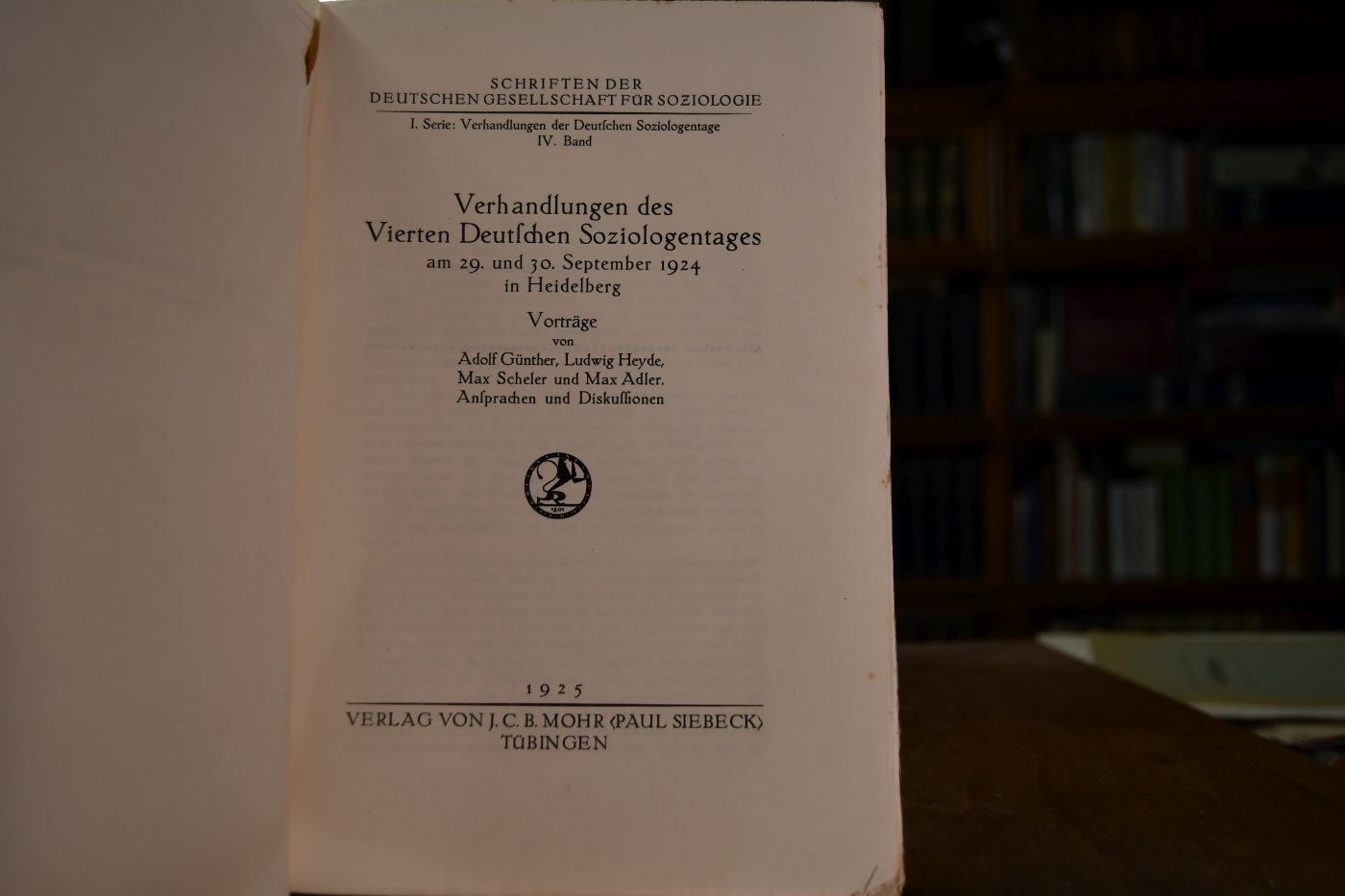 Verhandlungen des Vierten Deutschen Soziologentages am 29. September und 30. September 1924 in Heidelberg. Vorträge und Diskussionen in der Hauptversammlung und in den Sitzungen der Untergruppen.