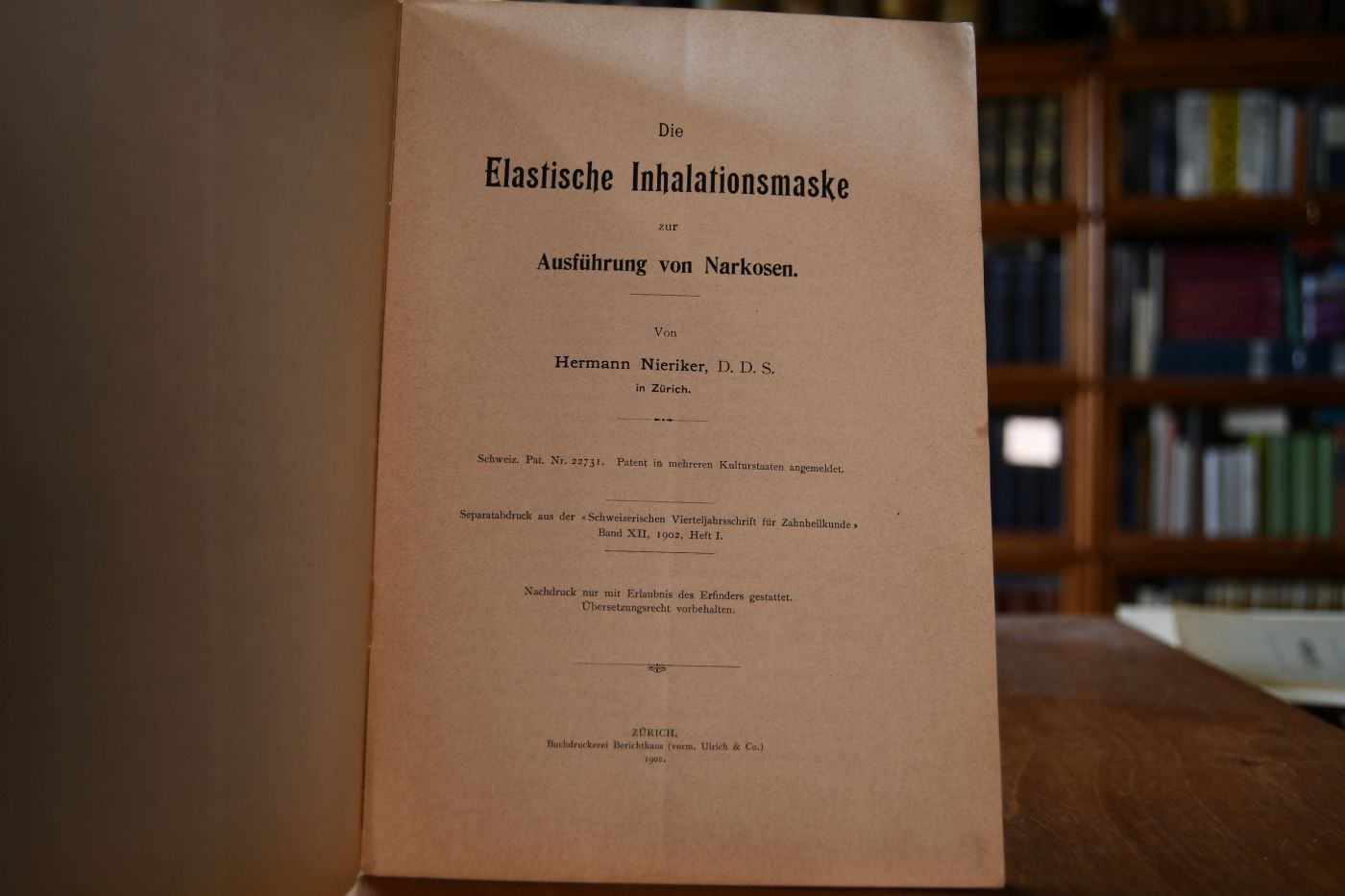 Die Elastische Inhalationsmaske zur Ausführung von Narkosen.