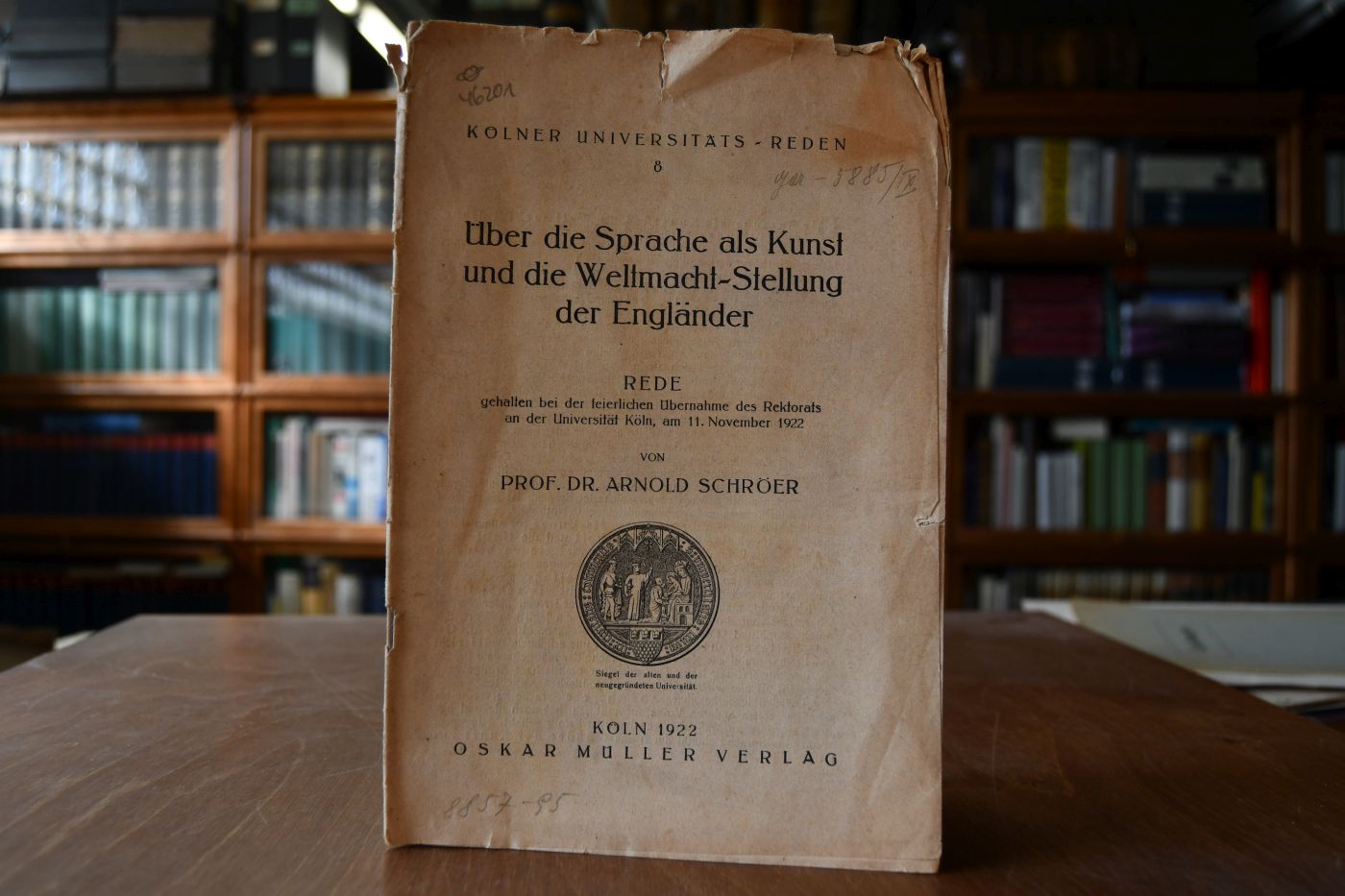 Über die Sprache als Kunst und die Weltmacht-Stellung der Engländer.