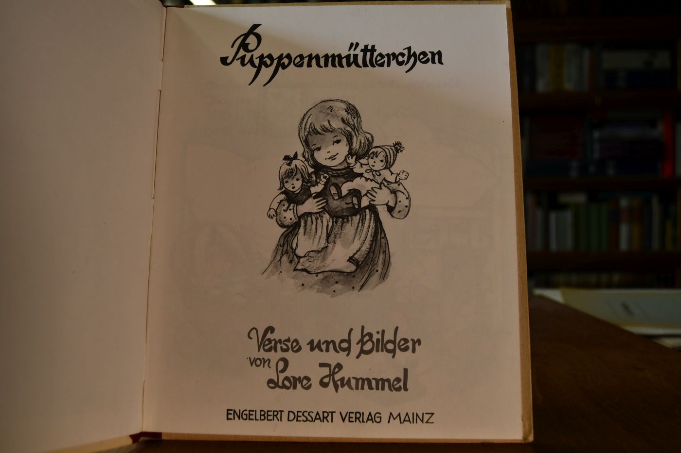 Puppenmütterchen. Verse und Bilder.